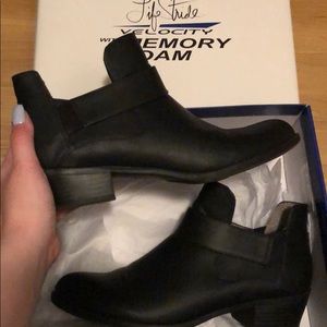 Black LifeStide booties